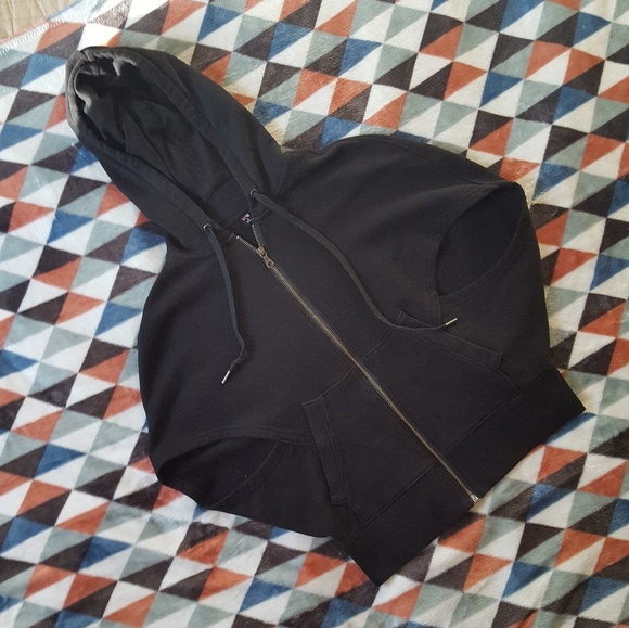 Uniqlo Sweaters - Uniqlo Sweatshirt Top